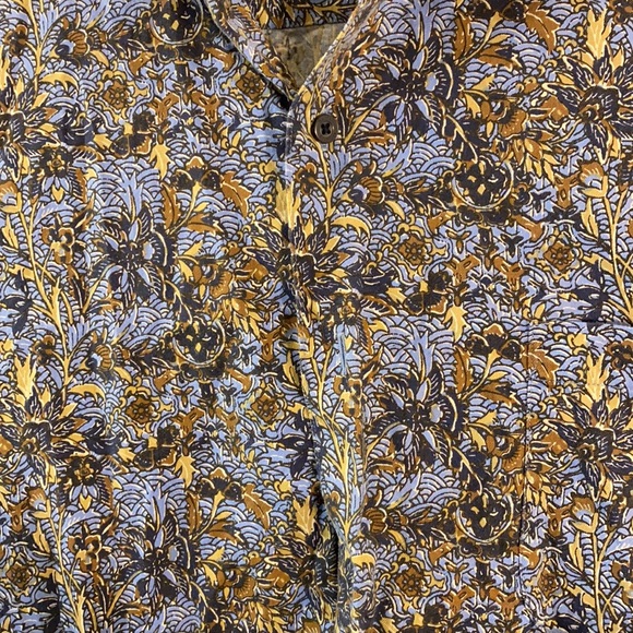 Vintage Style Shirts w/ front pocket - Picture 4 of 5